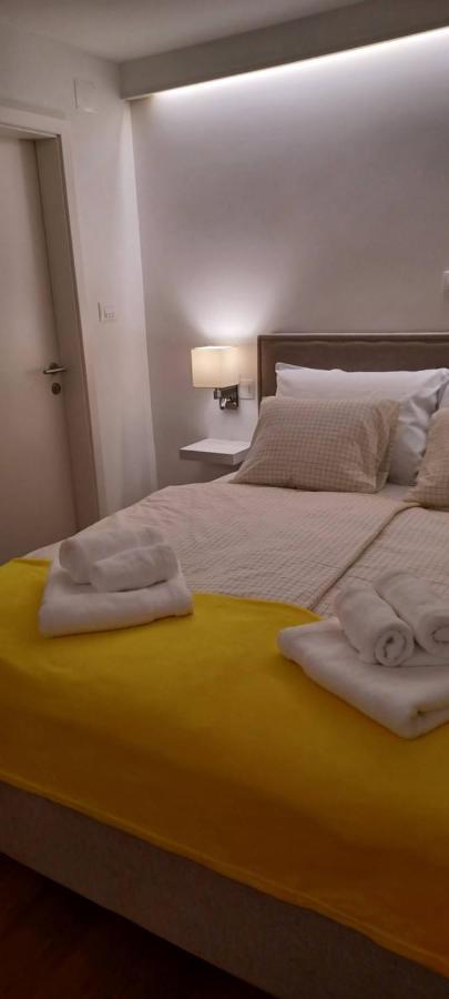 Studio Apartman Four Pearls Karlovac Luaran gambar
