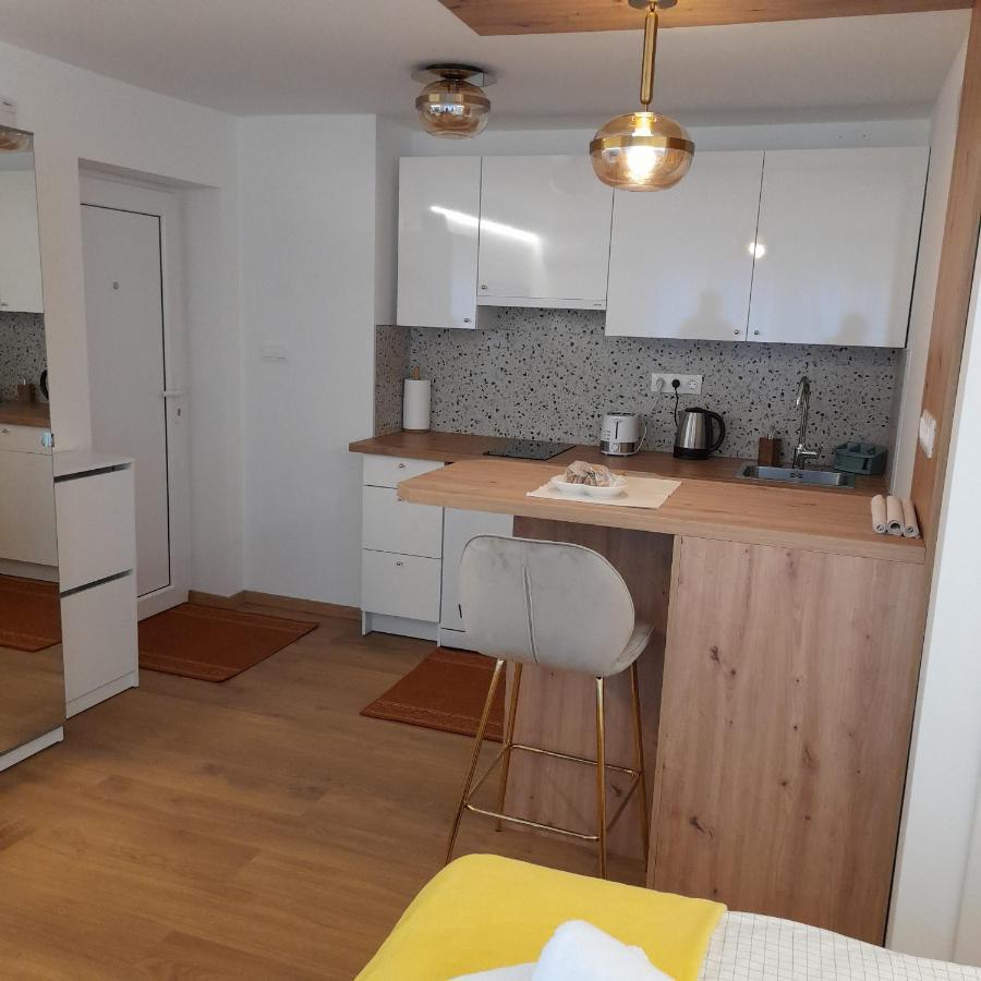 Studio Apartman Four Pearls Karlovac Luaran gambar